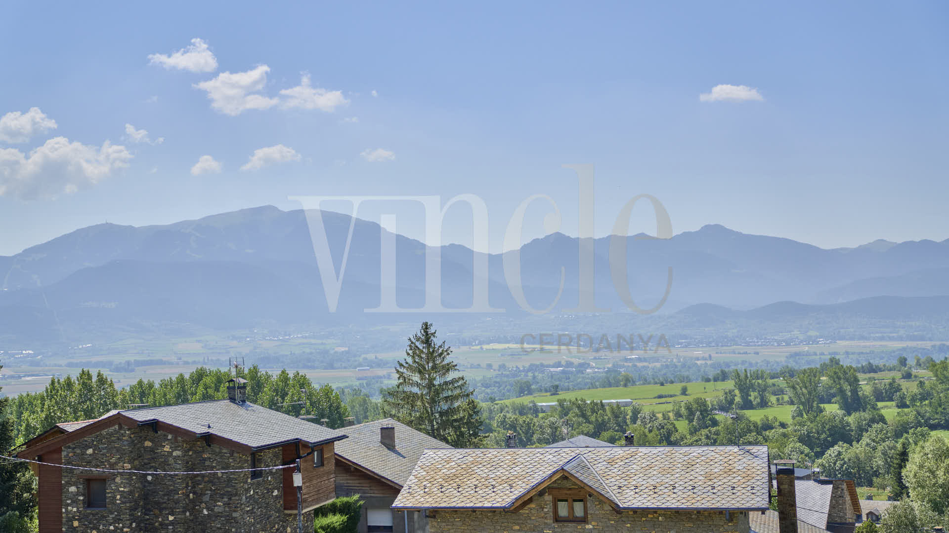 Ger-Ref1595-86924 4 Ger Ref1595 86924 Compra y venta de casas y pisos La Cerdanya