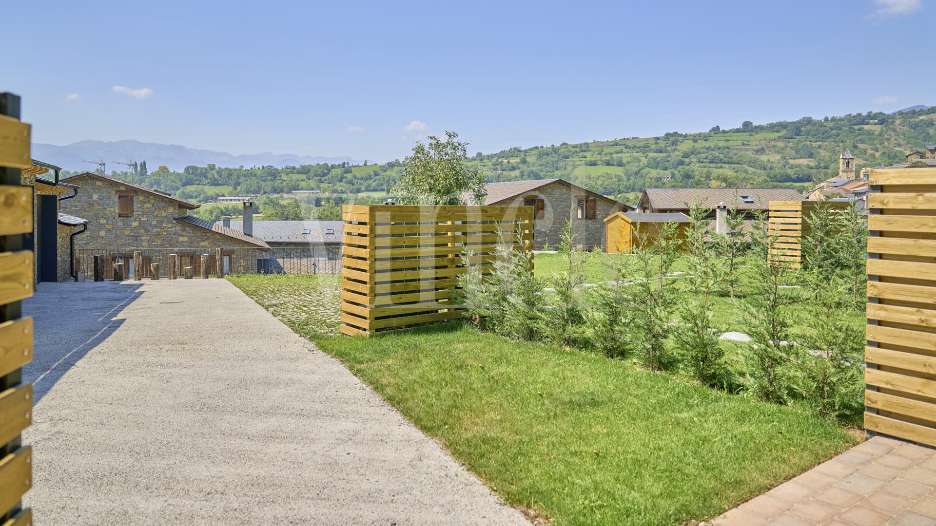 Ger-Ref1595-86927 6 Ger Ref1595 86927 Compra y venta de casas y pisos La Cerdanya