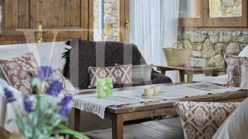 All Ref1646 14206 1 uai Compra y venta de casas y pisos La Cerdanya