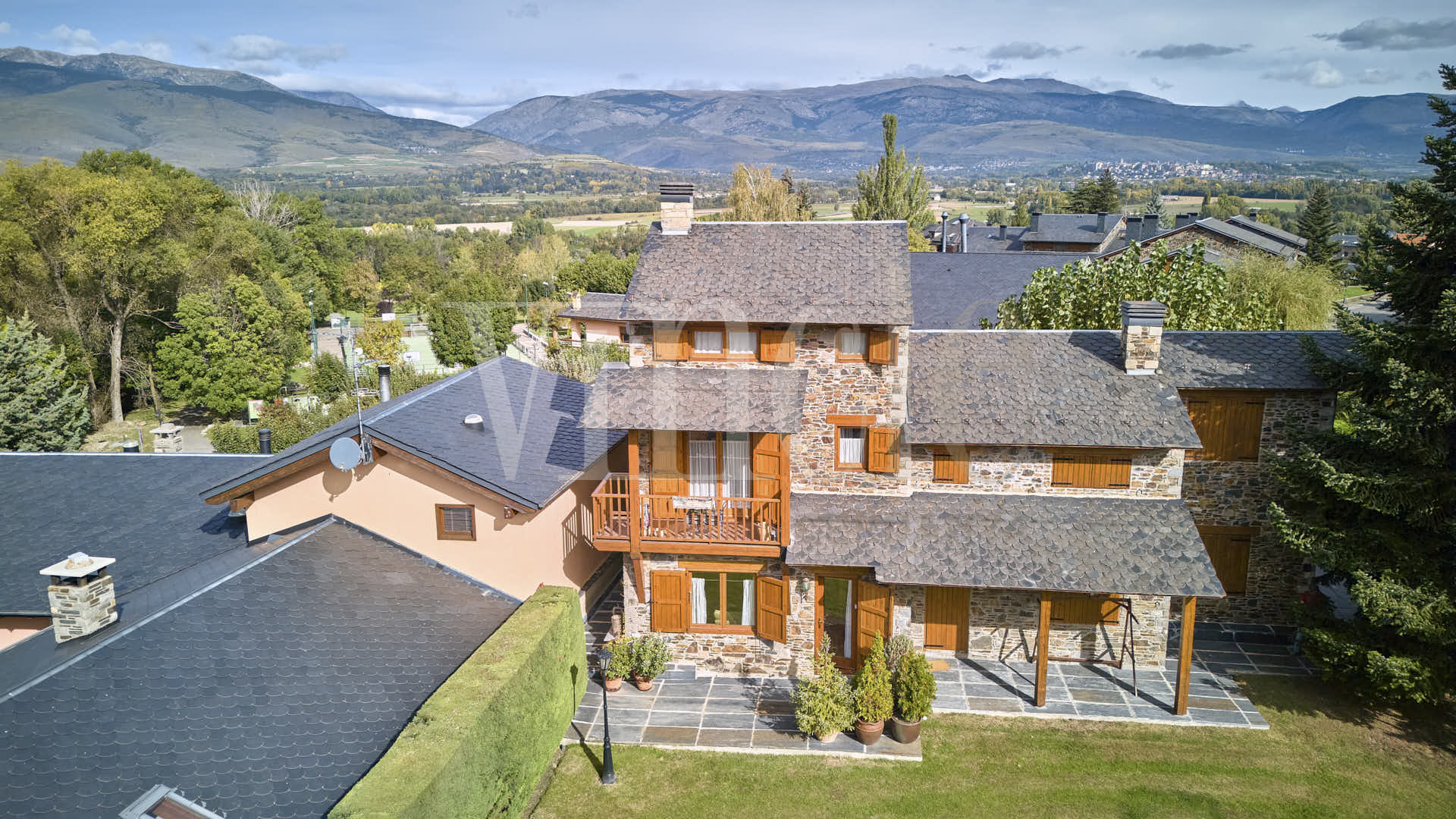 Queixans Ref1689 92199 Compra y venta de casas y pisos La Cerdanya