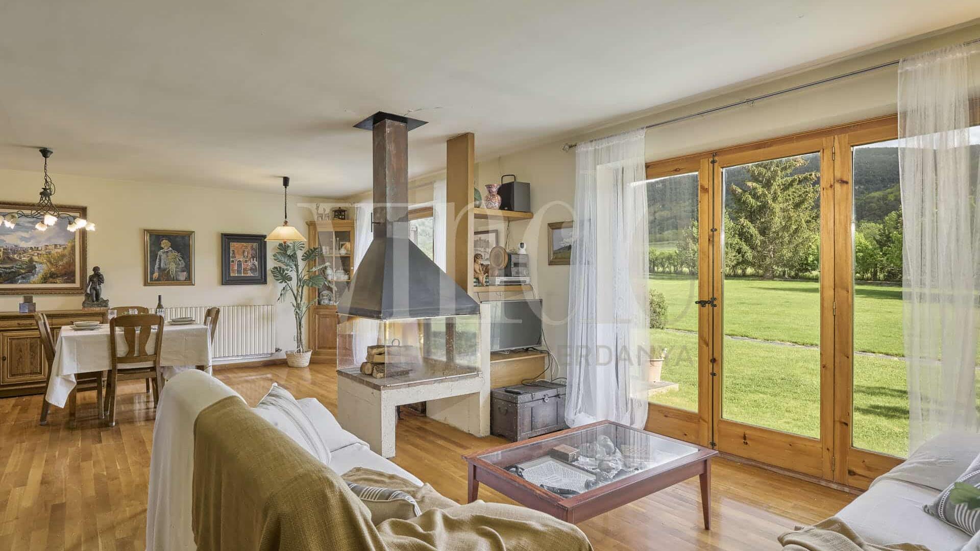 Vilallobent Ref1703 32619 uai Compra y venta de casas y pisos La Cerdanya