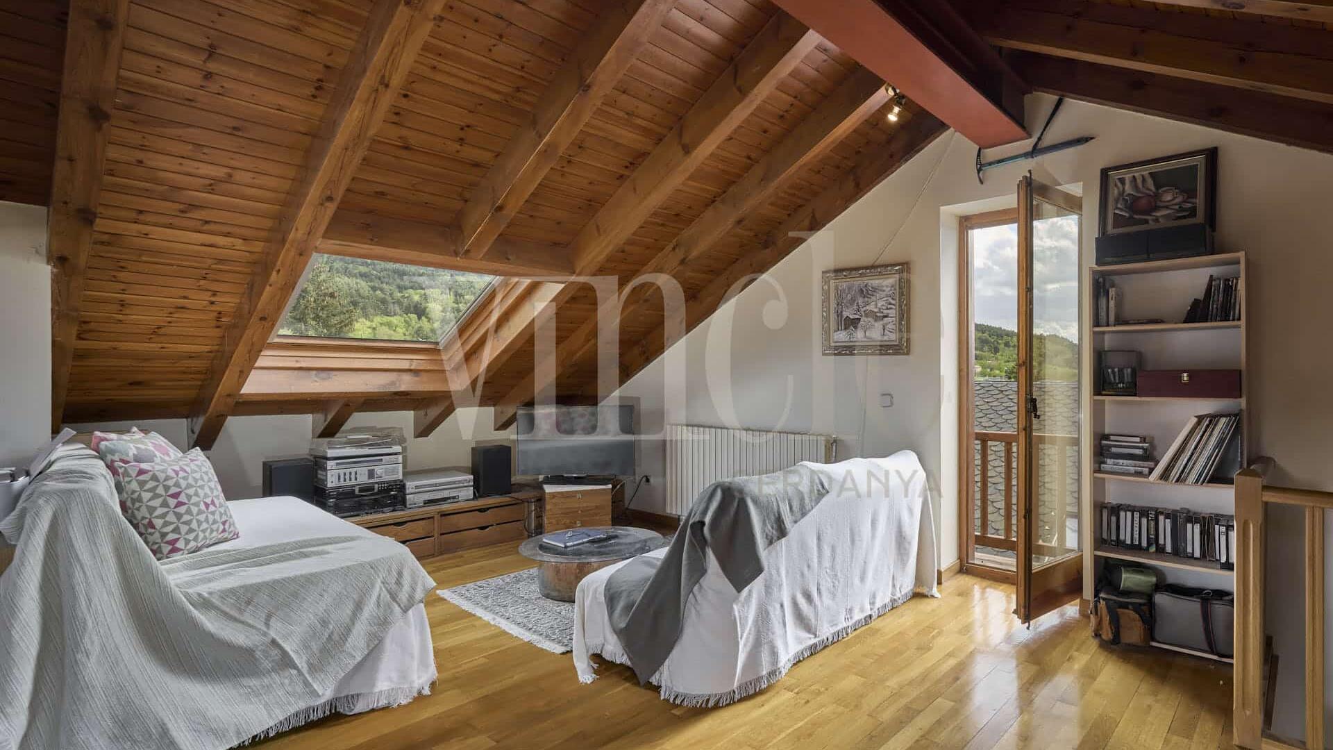 Vilallobent Ref1703 32684 uai Compra y venta de casas y pisos La Cerdanya
