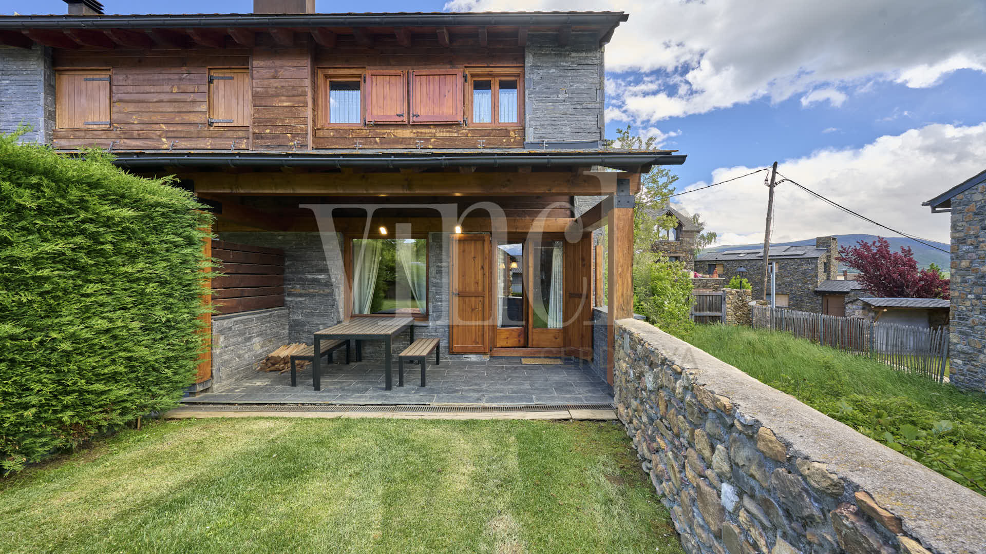 All-Ref1753-32842 2 All Ref1753 32842 1 Compra y venta de casas y pisos La Cerdanya