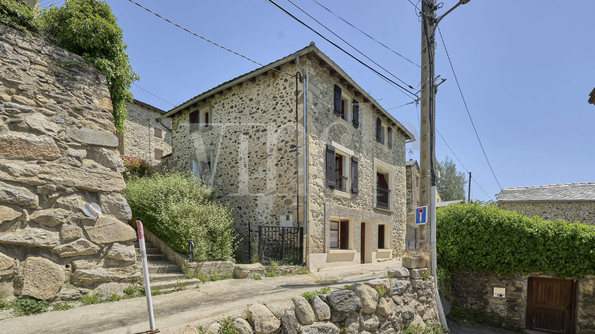 Enveitg-Ref1786-35649 5 Enveitg Ref1786 35649 Compra y venta de casas y pisos La Cerdanya