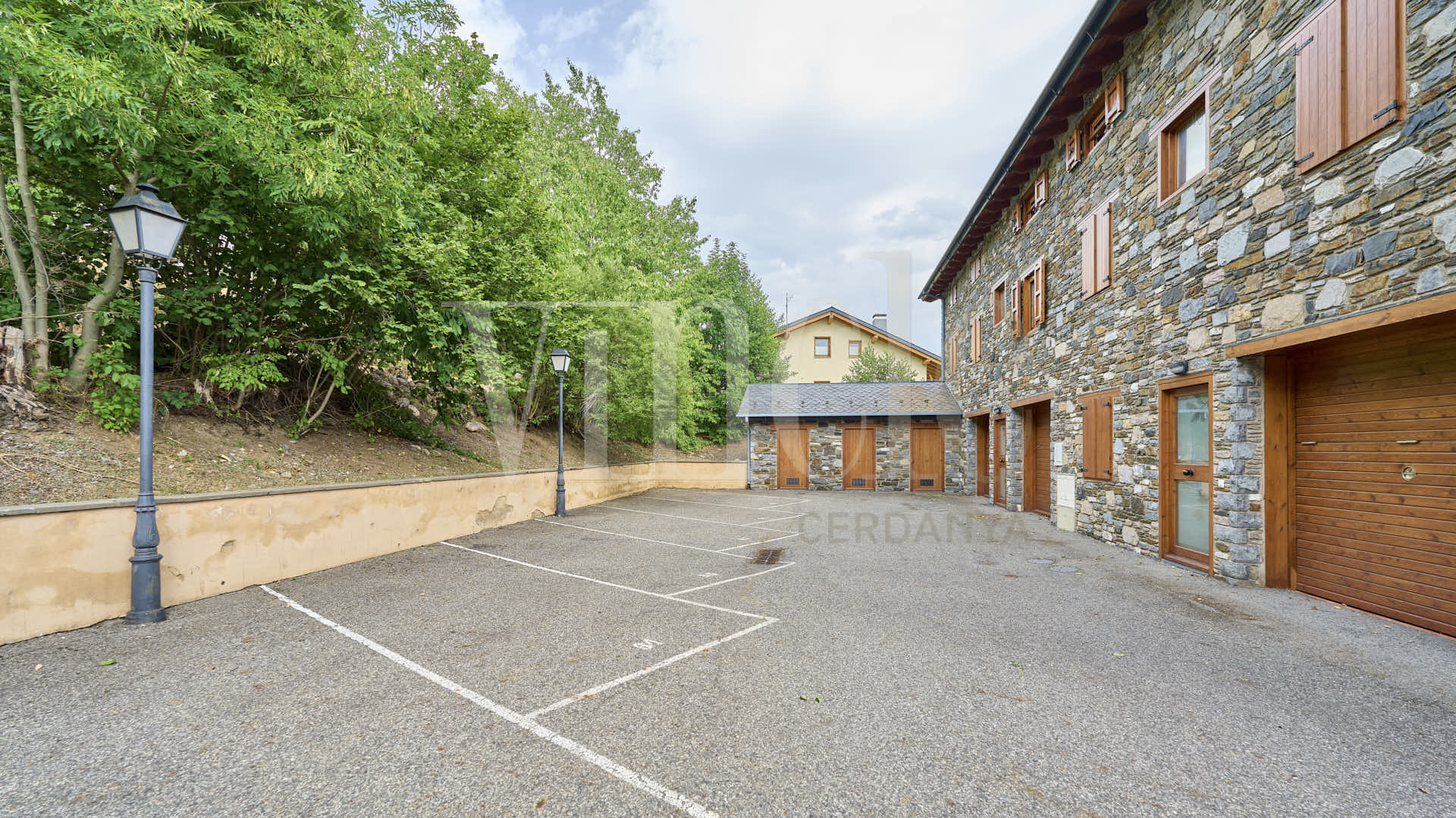 Ur-Ref1806-44939 28 Ur Ref1806 44939 Compra y venta de casas y pisos La Cerdanya