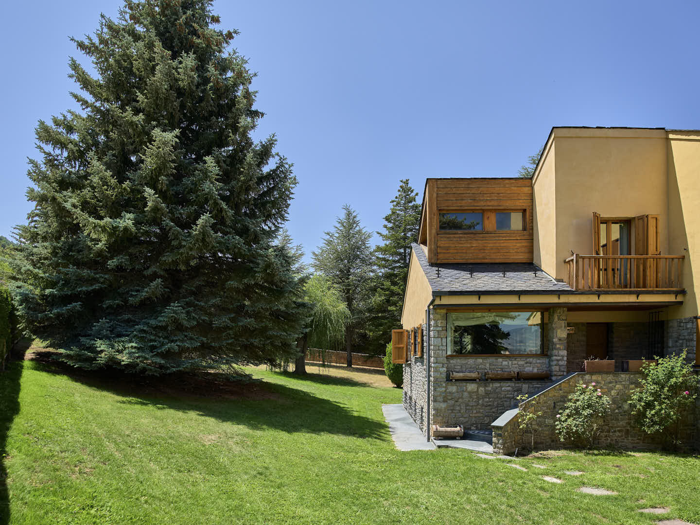 p Alp Ref1807 08687 1 uai Compra y venta de casas y pisos La Cerdanya
