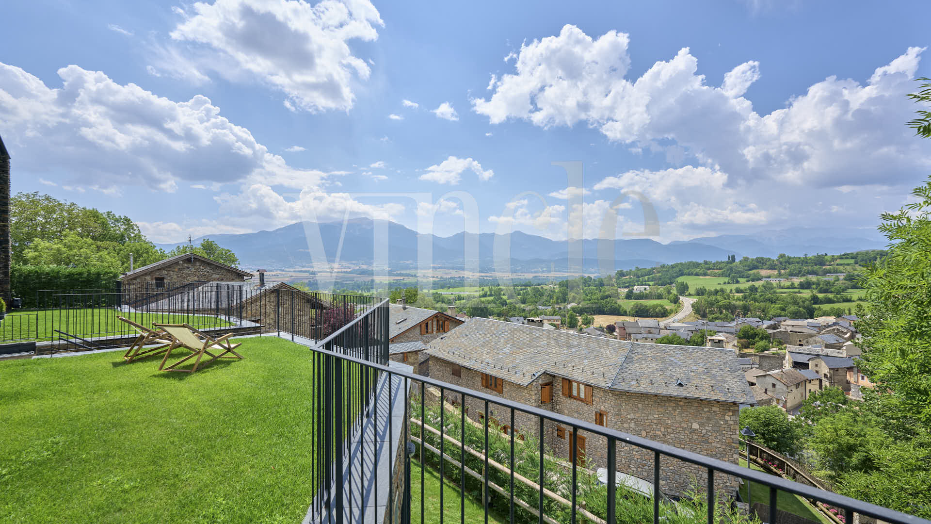 Ger-Ref1812-08824 13 Ger Ref1812 08824 Compra y venta de casas y pisos La Cerdanya