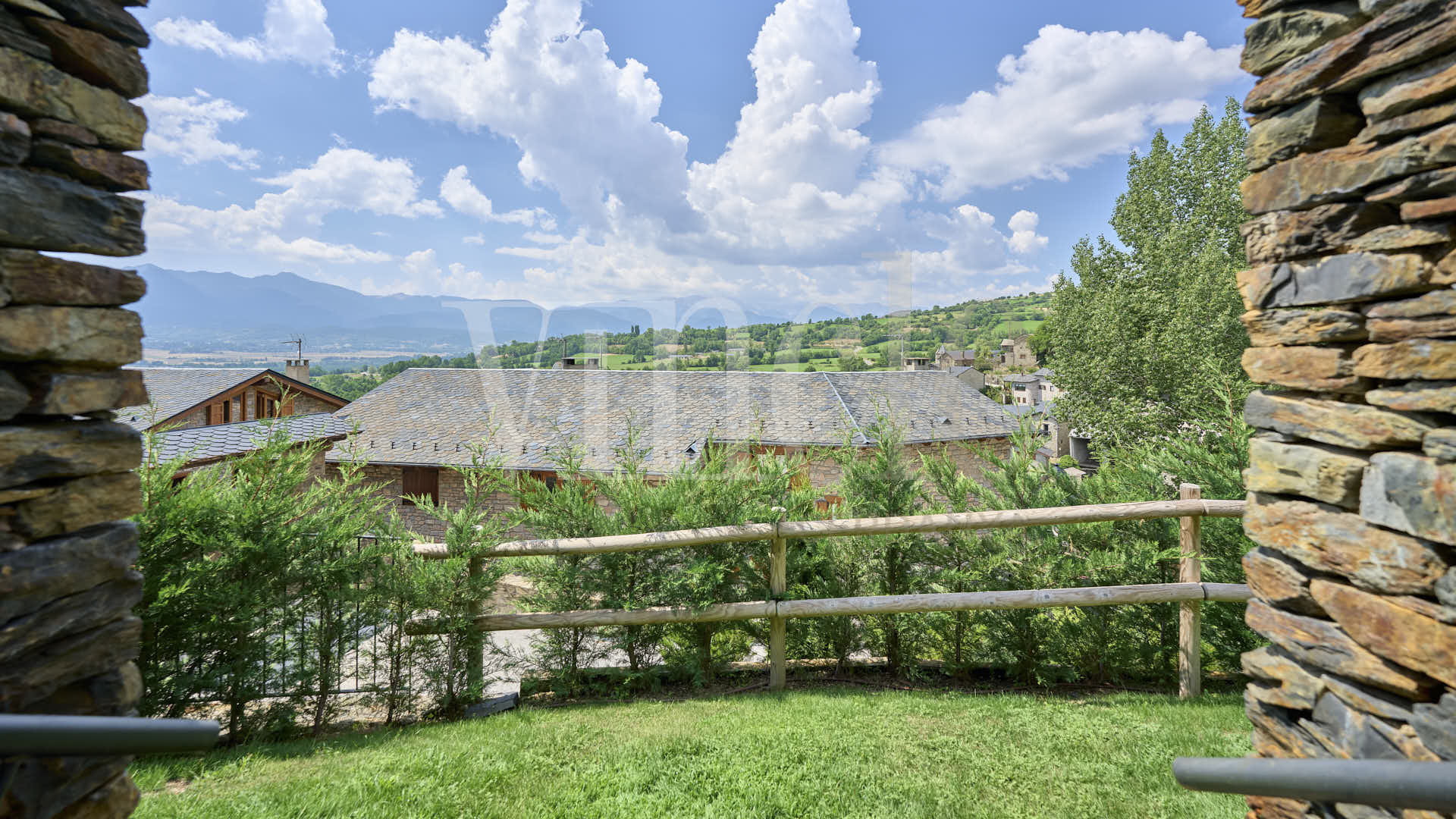 Ger-Ref1812-08834 19 Ger Ref1812 08834 Compra y venta de casas y pisos La Cerdanya