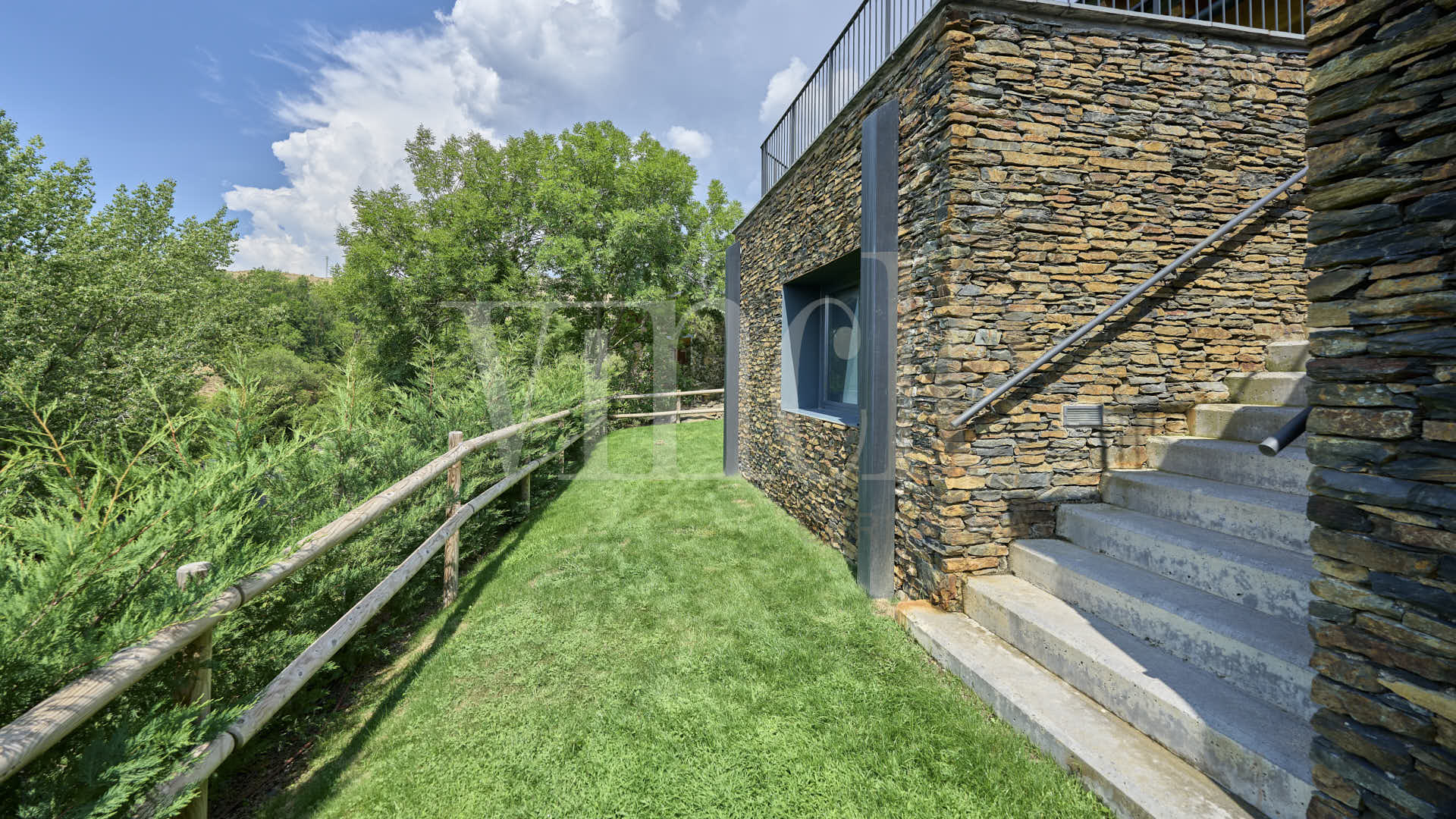 Ger-Ref1812-08835 41 Ger Ref1812 08835 Compra y venta de casas y pisos La Cerdanya