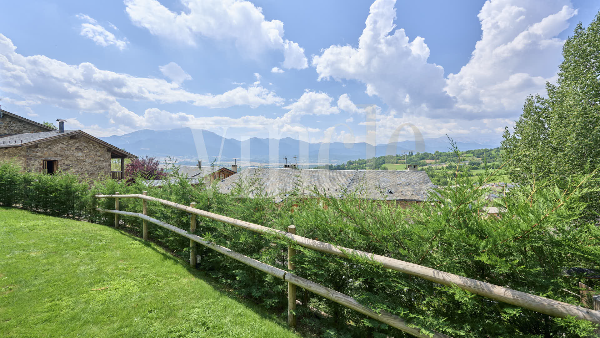 Ger-Ref1812-08840 43 Ger Ref1812 08840 Compra y venta de casas y pisos La Cerdanya