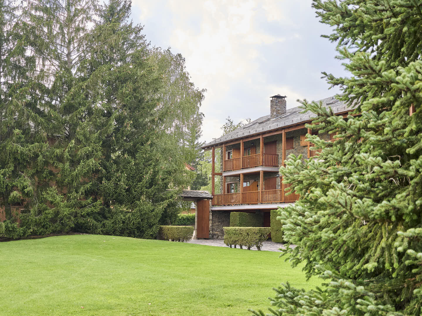 p SantMartiAravo Ref1818 56960 1 uai Compra y venta de casas y pisos La Cerdanya