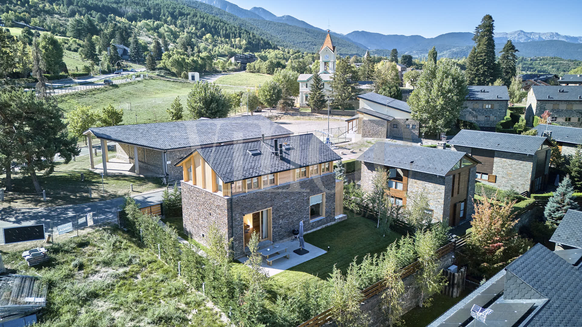 default 51 Das Ref1833 65049 Compra y venta de casas y pisos La Cerdanya