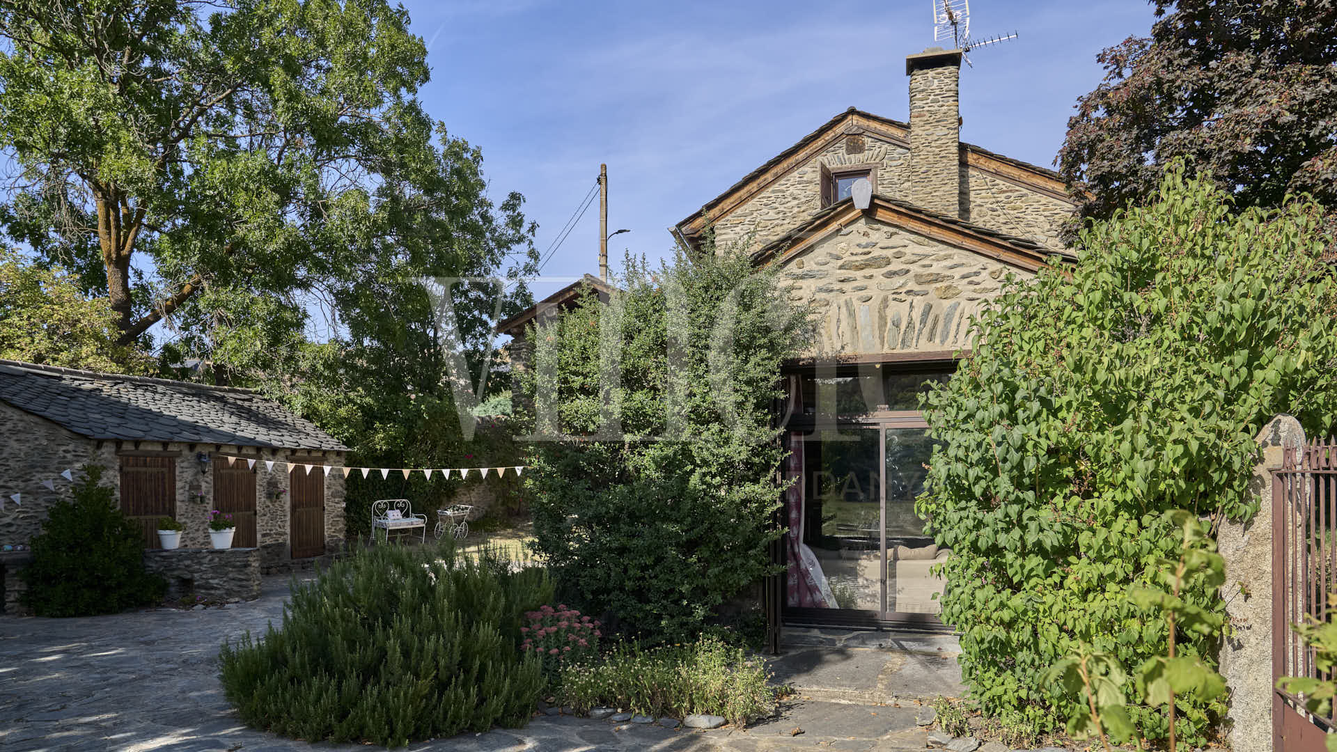 Osseja-Ref1831-64484 26 Osseja Ref1831 64484 Compra y venta de casas y pisos La Cerdanya