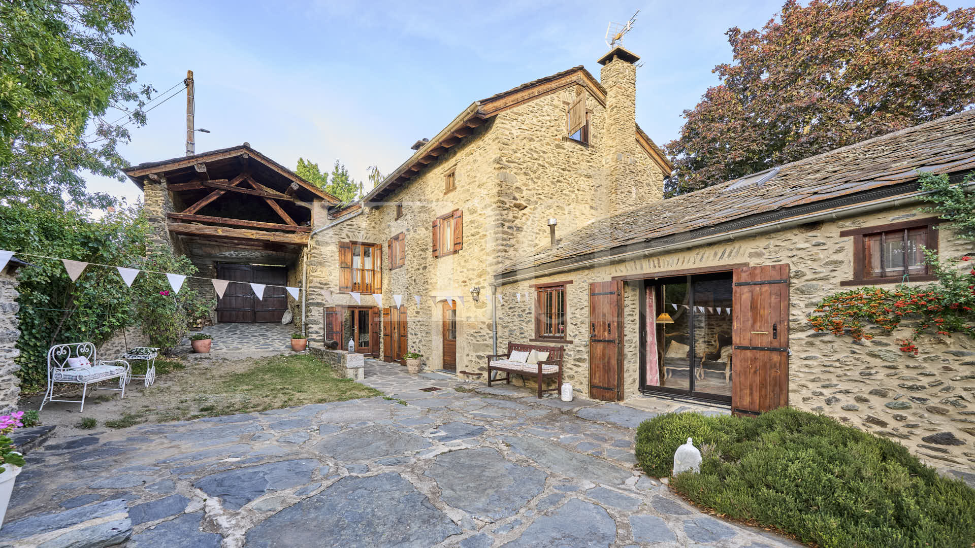 Osseja-Ref1831-64714 88 Osseja Ref1831 64714 Compra y venta de casas y pisos La Cerdanya