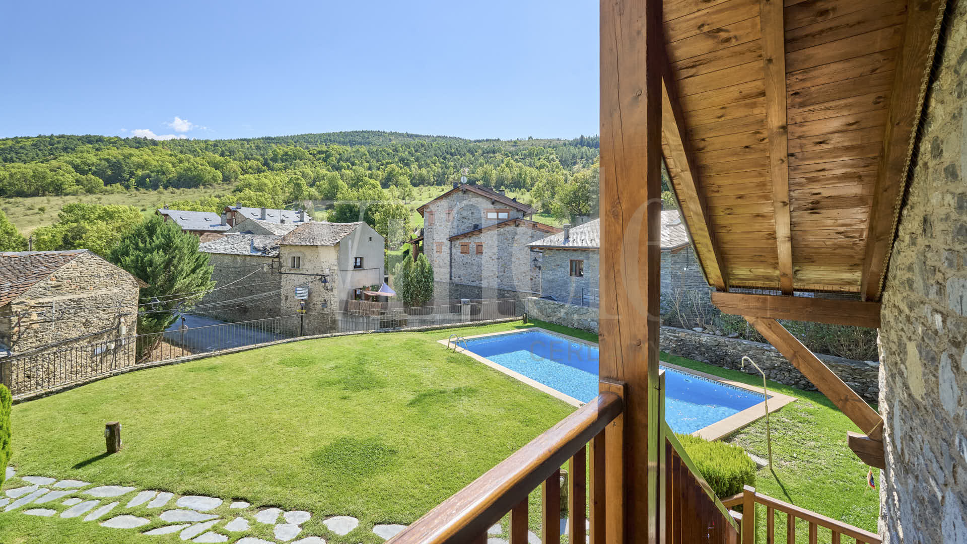 Queixans-Ref1824-09394 39 Queixans Ref1824 09394 Compra y venta de casas y pisos La Cerdanya