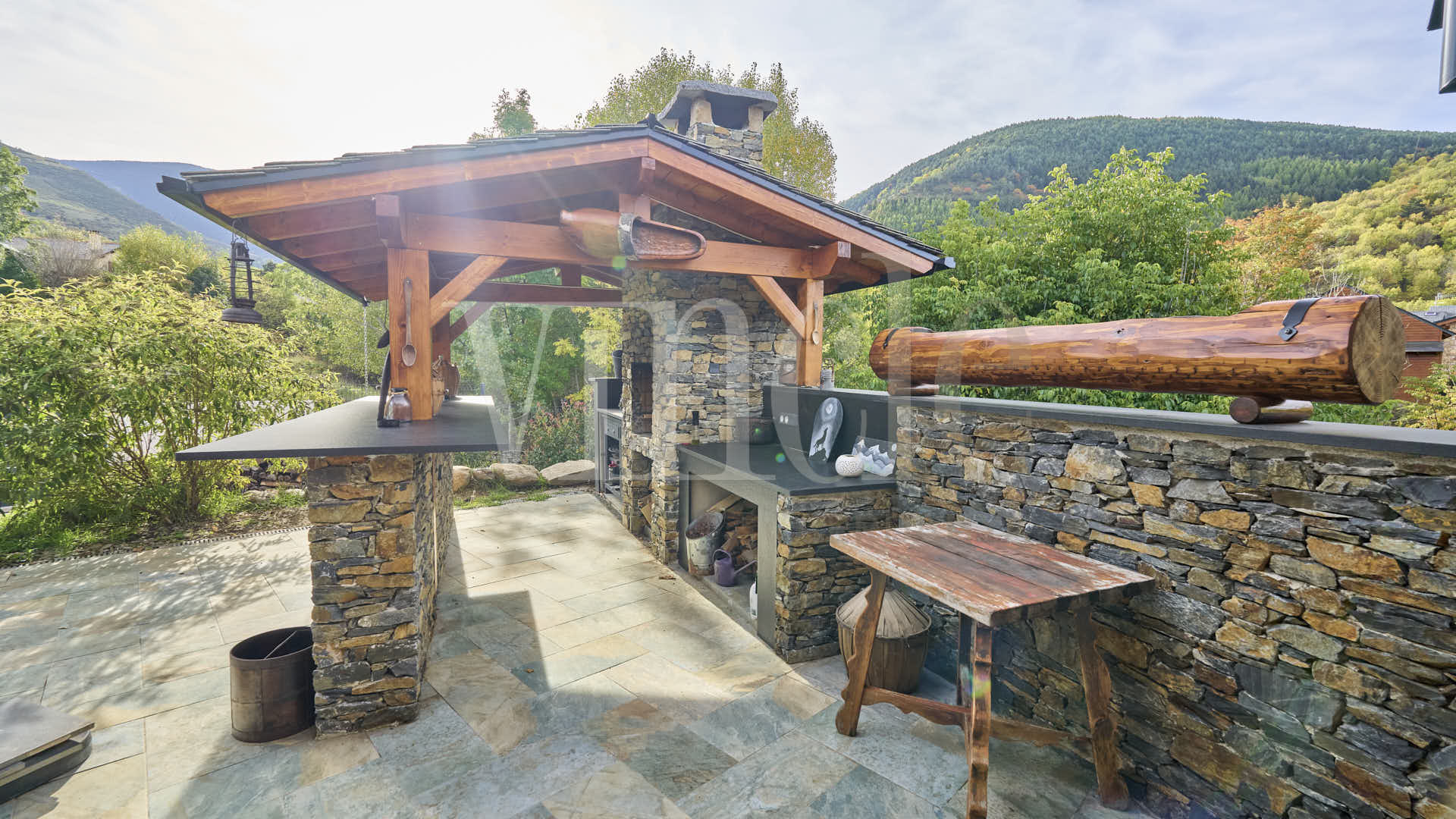 Err-Ref1843-68553 47 Err Ref1843 68553 Compra y venta de casas y pisos La Cerdanya
