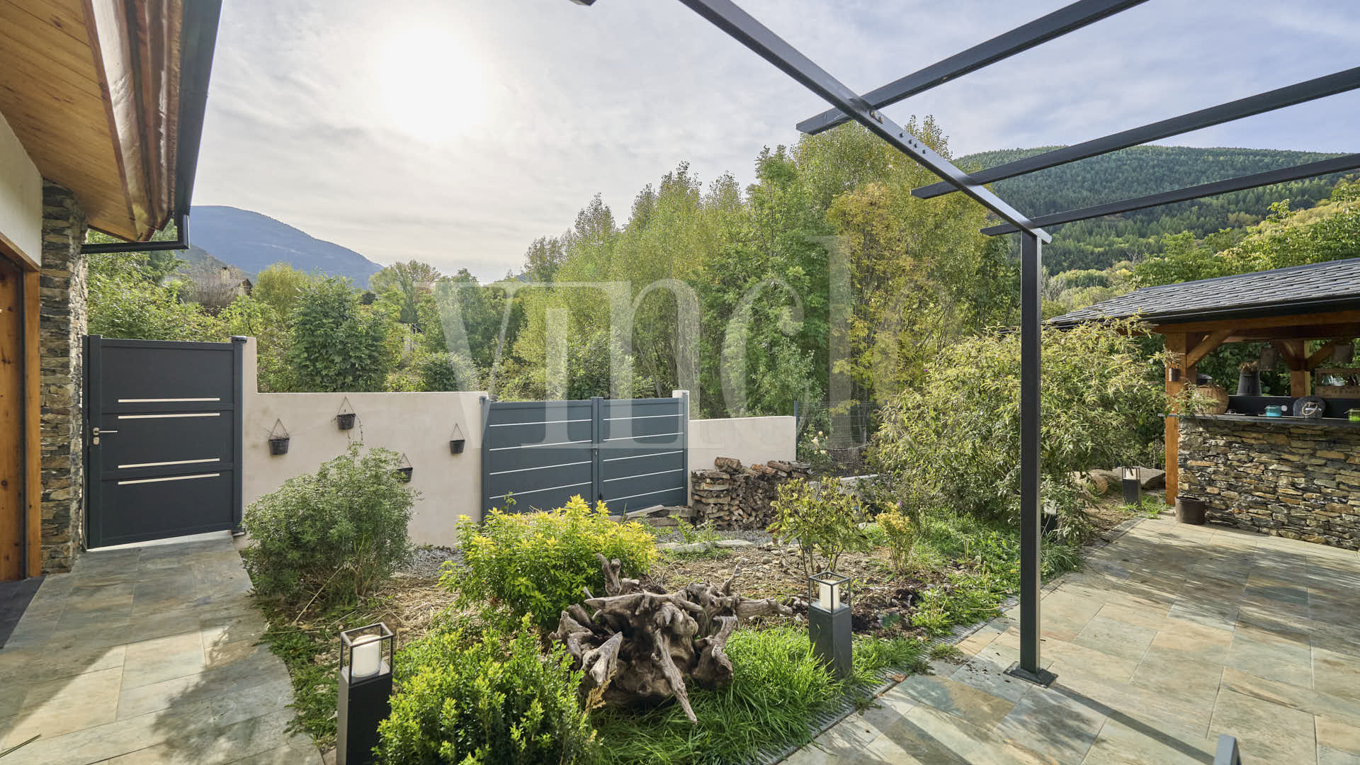 Err-Ref1843-68567 52 Err Ref1843 68567 Compra y venta de casas y pisos La Cerdanya